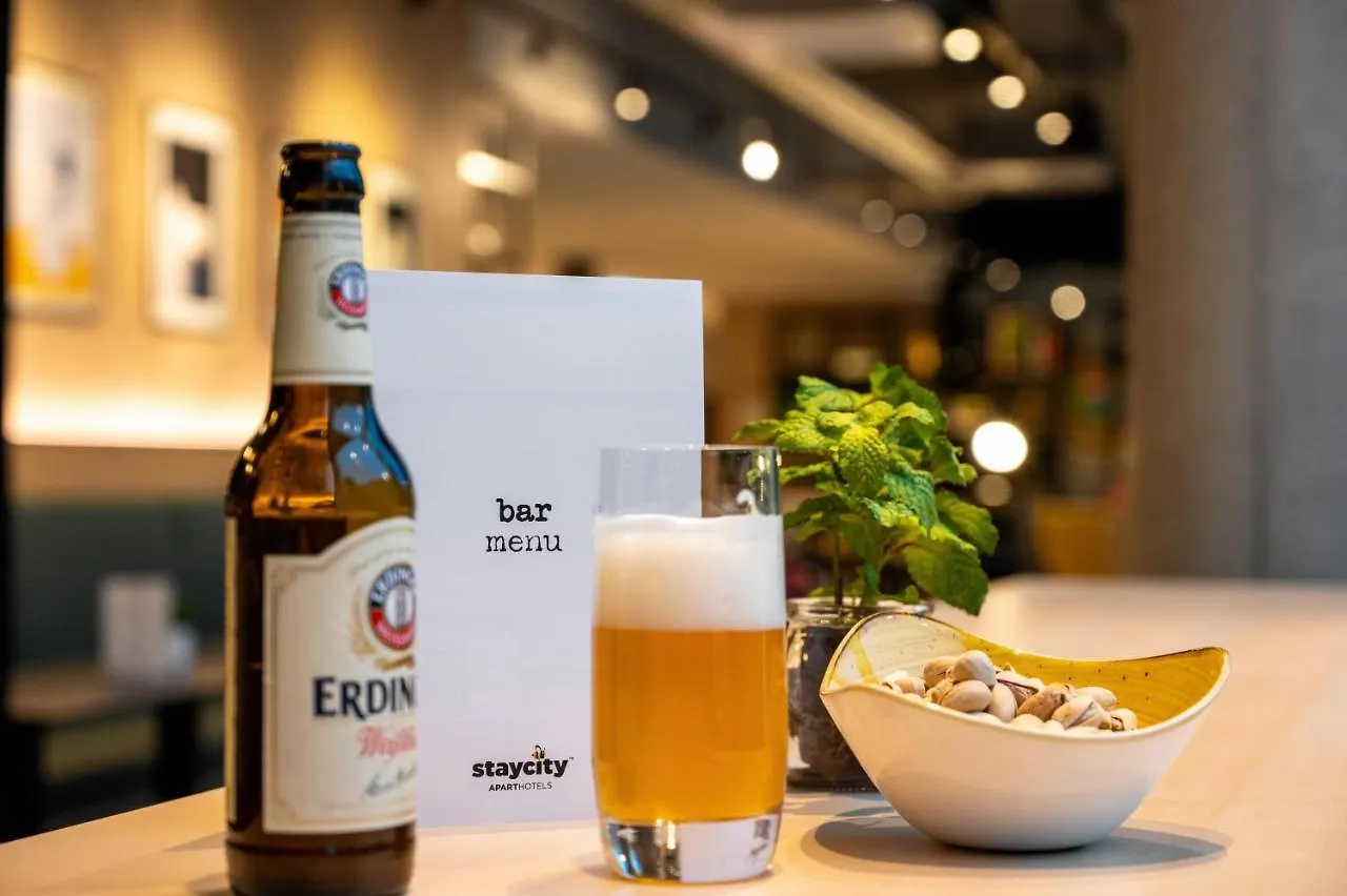Staycity Aparthotels Frankfurt Airport 美因河畔法兰克福